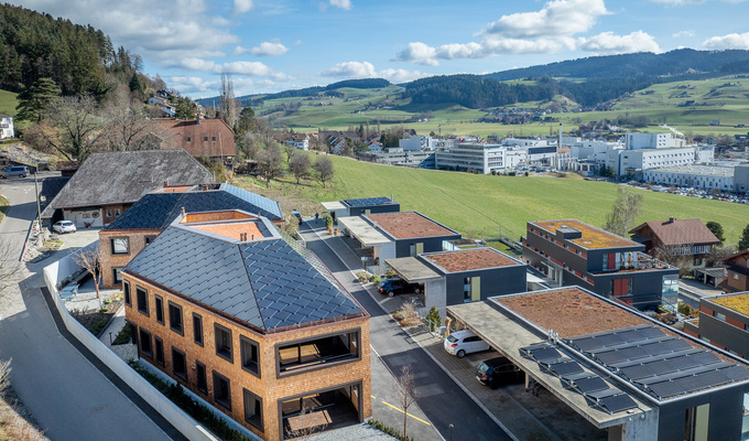 Falkenweg | SunStyle | Photovoltaic solar tiles | tuiles solaires photovoltaïques